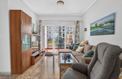 Revente - Appartement - Punta Prima