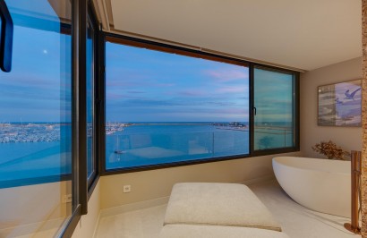 Resale - Apartment / Flat - Torrevieja - Playa del Acequión