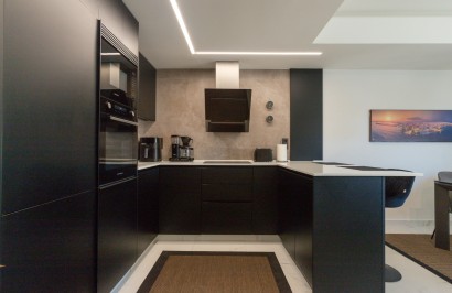 Resale - Apartment / Flat - Torrevieja