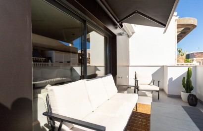 Resale - Apartment / Flat - Torrevieja