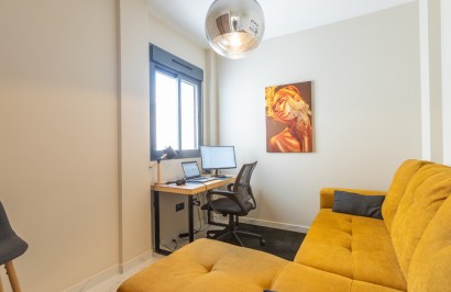 Resale - Apartment / Flat - Torrevieja