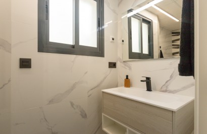 Resale - Apartment / Flat - Torrevieja