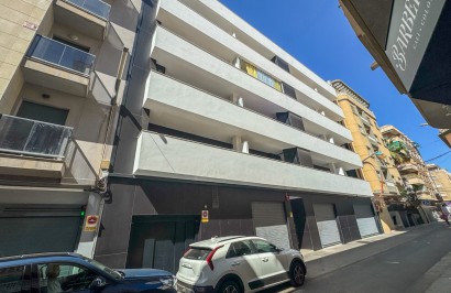 Resale - Apartment / Flat - Torrevieja