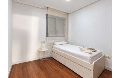 Resale - Apartment / Flat - Torrevieja - Playa del Cura