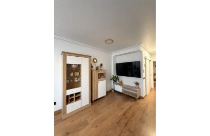 Resale - Apartment / Flat - Orihuela