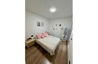 Resale - Apartment / Flat - Orihuela