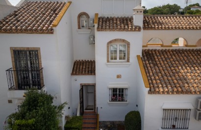 Resale - Town House - Villamartín - Los Dolses