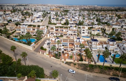 Resale - Town House - Villamartín - Los Dolses