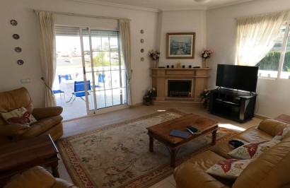 Reventa - Villa independiente - Algorfa