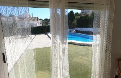 Reventa - Villa independiente - Algorfa