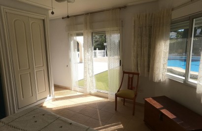 Reventa - Villa independiente - Algorfa