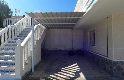 Reventa - Villa independiente - Algorfa
