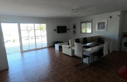 Reventa - Villa independiente - Algorfa