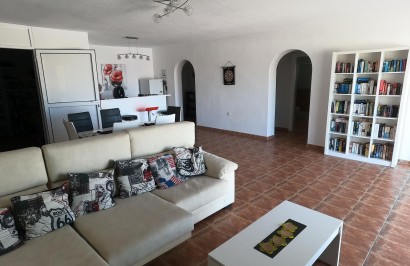 Reventa - Villa independiente - Algorfa