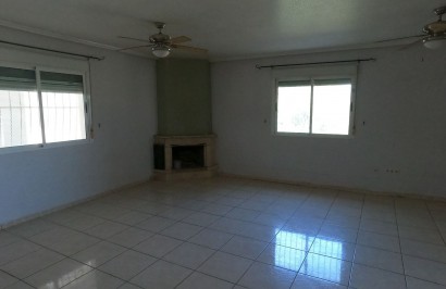 Resale - Detached Villa - Dolores