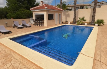 Reventa - Villa independiente - Algorfa