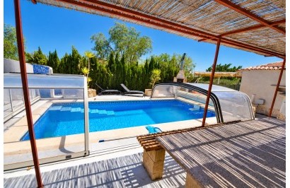 Resale - Finca / Country Property - Crevillente