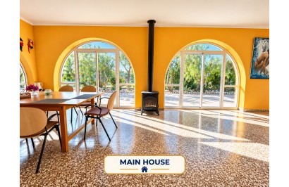 Resale - Finca / Country Property - Crevillente