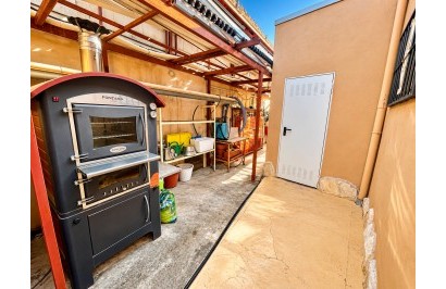 Resale - Finca / Country Property - Crevillente