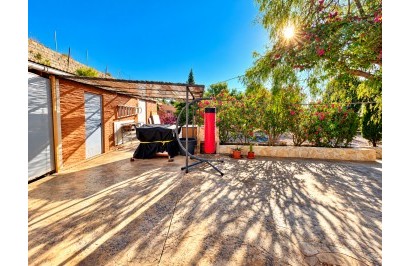 Resale - Finca / Country Property - Crevillente