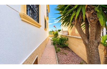 Herverkoop - Vrijstaande villa - Guardamar del Segura - El Raso