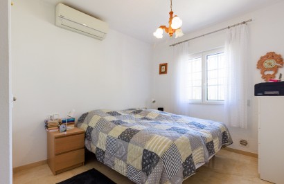 Herverkoop - Vrijstaande villa - Villamartín - La Rioja