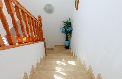Herverkoop - Vrijstaande villa - Villamartín - La Rioja