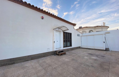 Reventa - Villa independiente - San Fulgencio - La Marina