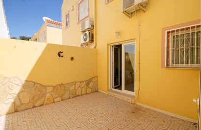 Resale - Town House - Orihuela Costa - Villamartín