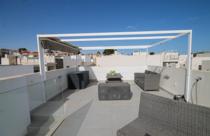 Reventa - Villa independiente - Orihuela Costa - Villamartín