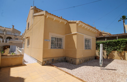 Resale - Detached Villa - Orihuela Costa - Villamartín