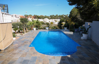 Resale - Detached Villa - Orihuela Costa - Villamartín