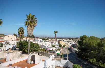 Herverkoop - Vrijstaande villa - Orihuela Costa - Villamartín