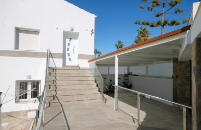 Herverkoop - Vrijstaande villa - Orihuela Costa - Villamartín