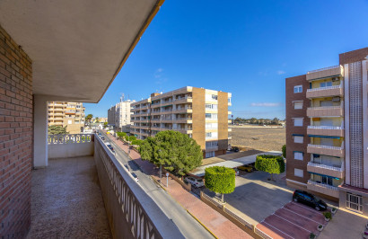 Revente - Appartement - Punta Prima