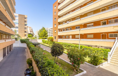 Revente - Appartement - Punta Prima