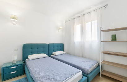 Resale - Apartment / Flat - Punta Prima - La Recoleta