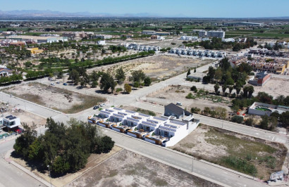 Obra nueva - Villa independiente - Dolores - polideportivo