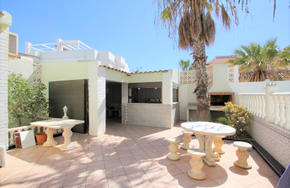 Reventa - Villa independiente - Villamartín - Avenida Las Brisas