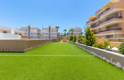 Reventa - Apartamento / Piso - Orihuela Costa - Villamartín