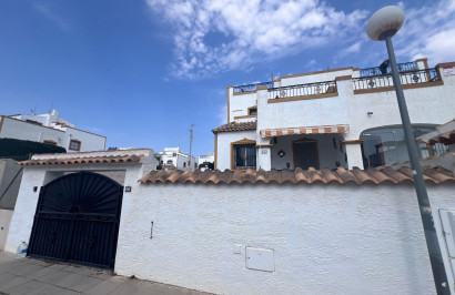 Reventa - Casa de Pueblo - Orihuela - Entre Naranjos