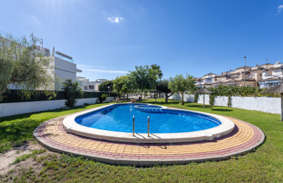 Reventa - Casa de Pueblo - Orihuela Costa - Villamartín