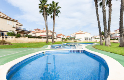 Resale - Bungalow - Orihuela Costa - Playa Flamenca