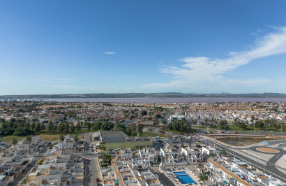 Herverkoop - Stadshuis - Torrevieja - Jardin Del Mar