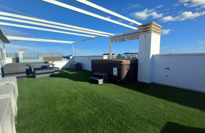 Resale - Semi - Detached Villa - Ciudad Quesada