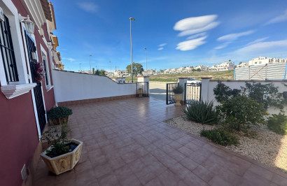 Resale - Town House - Orihuela - Entre Naranjos