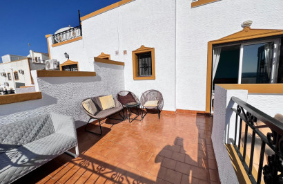 Resale - Town House - Entre Naranjos