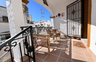 Resale - Town House - Entre Naranjos