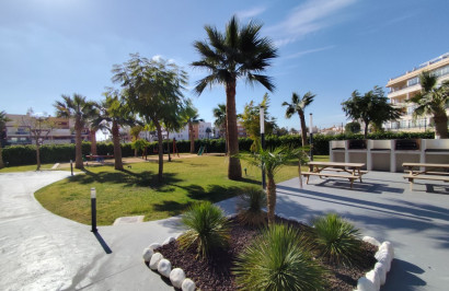 Resale - Apartment / Flat - Orihuela Costa