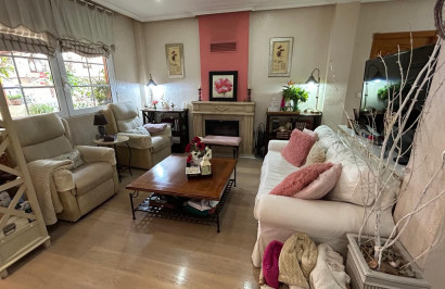 Resale - Semi - Detached Villa - Los Montesinos